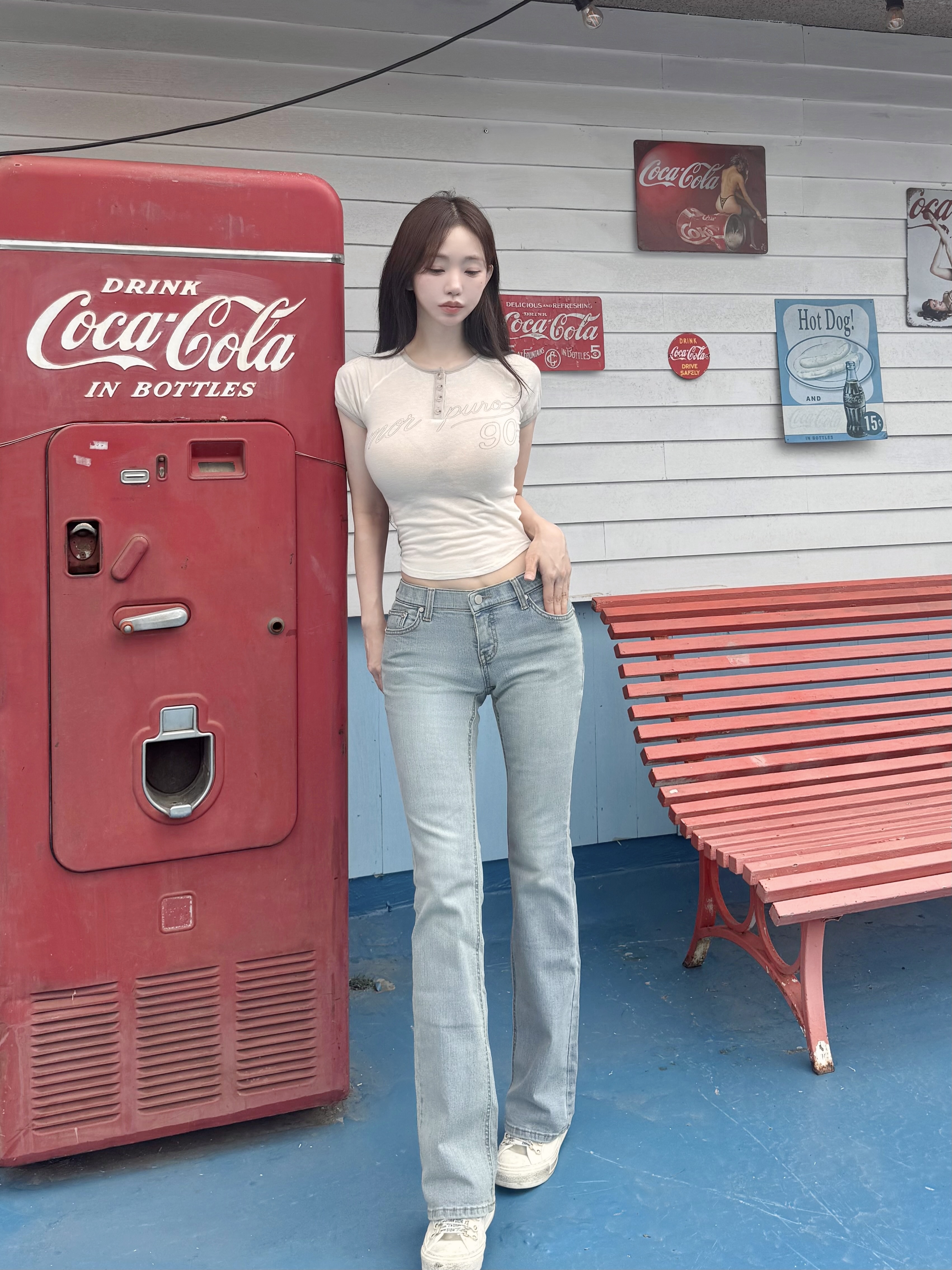 LOW WAIST BOOTCUT JEANS LIGHT BLUE